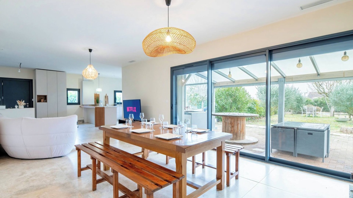 Dagneux House | Superb Villa - Pool - Garden
