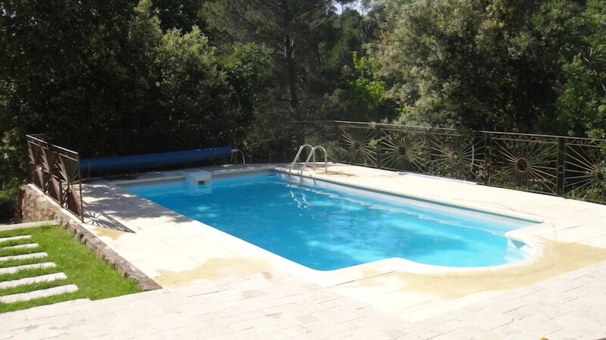 Pourrieres House | Superb Villa the Aix en Provence, 200m² with swimming pool on a quiet terr