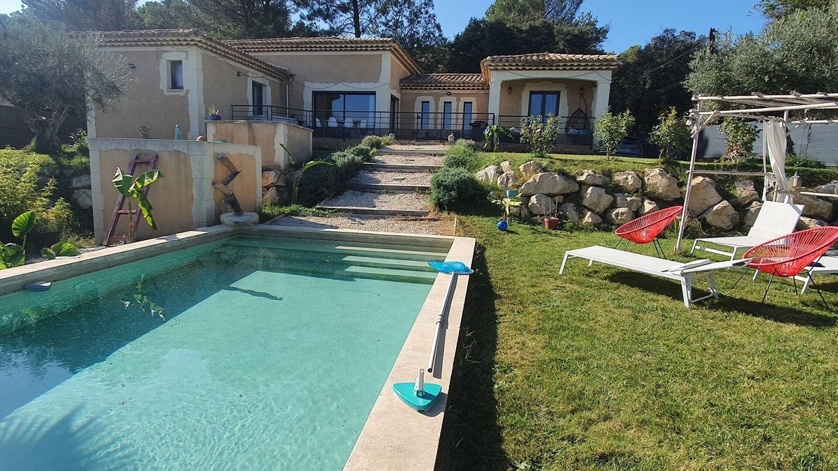 Saint-Alexandre House | Superb villa with swimming pool between Gard and Ardeche 30 minutes Avignon.