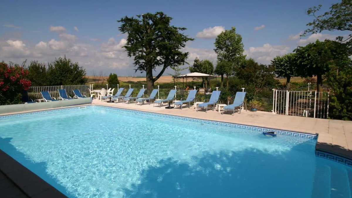 Beauteville Villa | Superb Villa with Heated Saltwater Pool