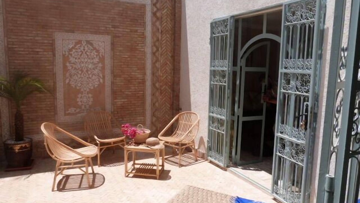 Cite Charaf Villa | SUPERB VILLA WITH GARDEN TERRACE RESIDENTIAL AREA NEAR CENTER AGADIR