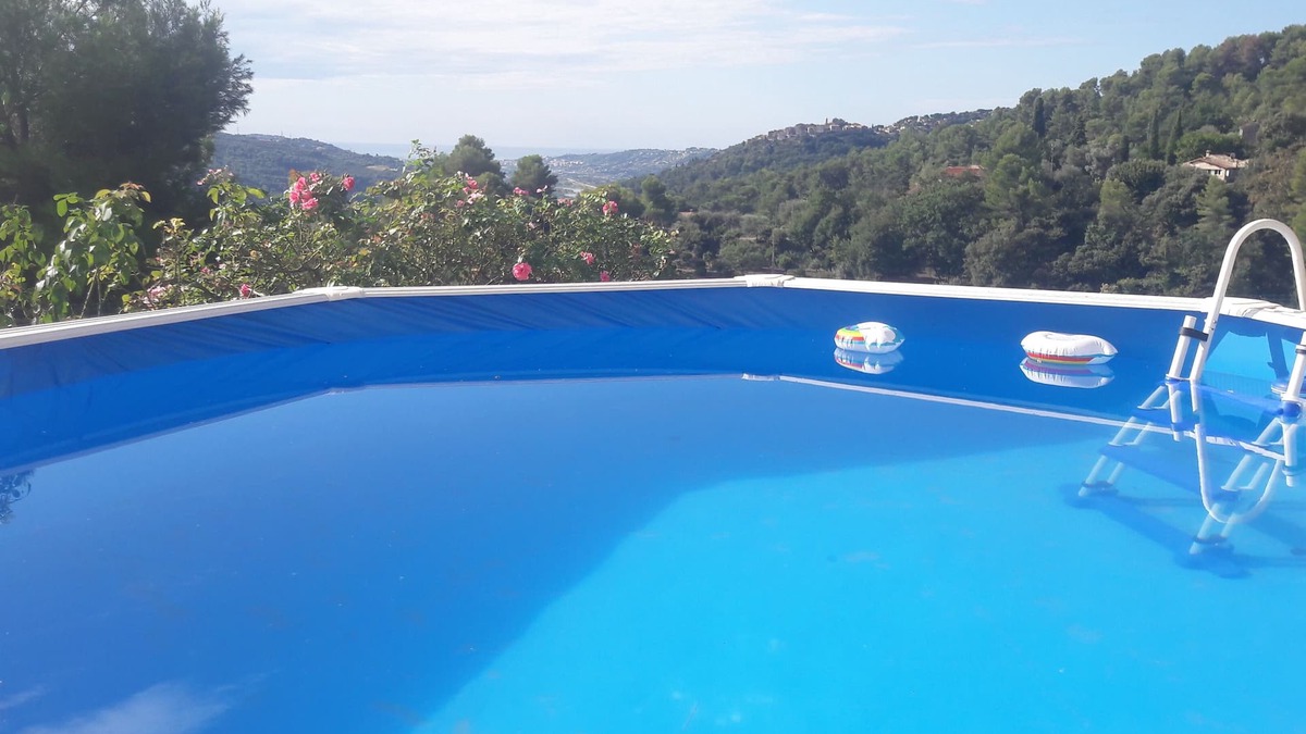 Carros Villa | Superbe 3P dans villa avec vue mer et collines