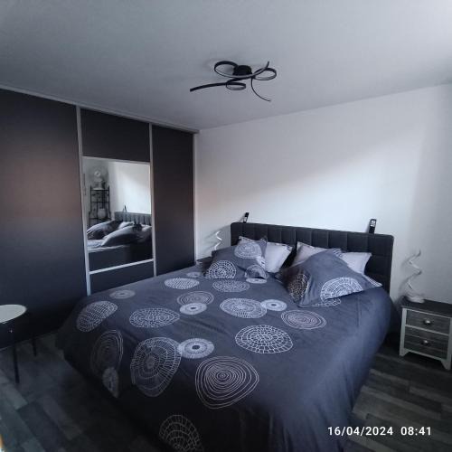 La Charite-sur-Loire Apartment | Superbe appartement F3 situé au centre ville