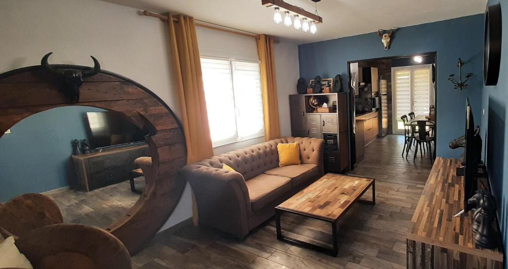 Le Boulou Apartment | Superbe appartement classé 4étoiles avec piscine privée