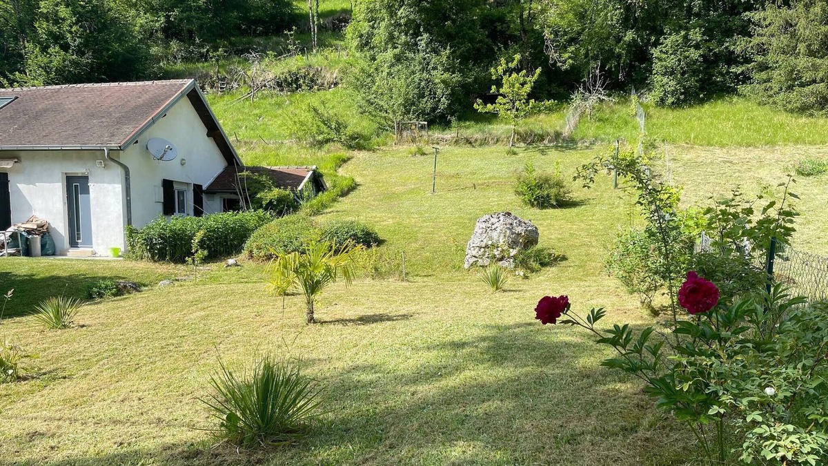 Mouthier-Haute-Pierre Villa | Superbe Villa Apaisante, Vue Sur La Loue