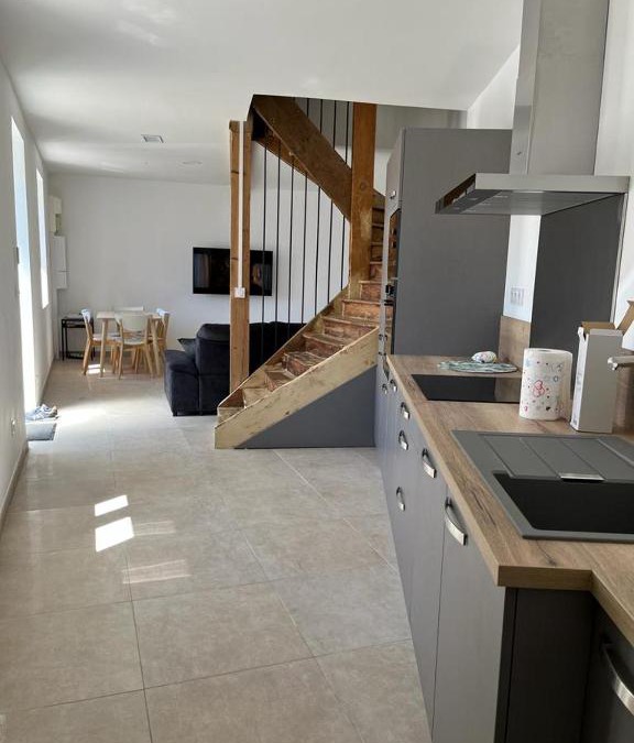 Saint-Symphorien-d'Ozon House | Superbe maison de ville, rénovée à 15 min de Lyon