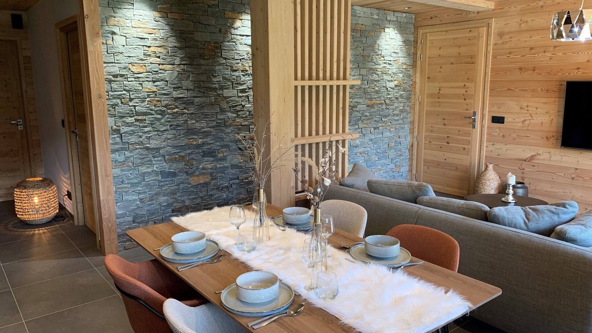 Orcieres Apartment | Superbe rez de Jardin D'un Chalet Avec vue Montagne