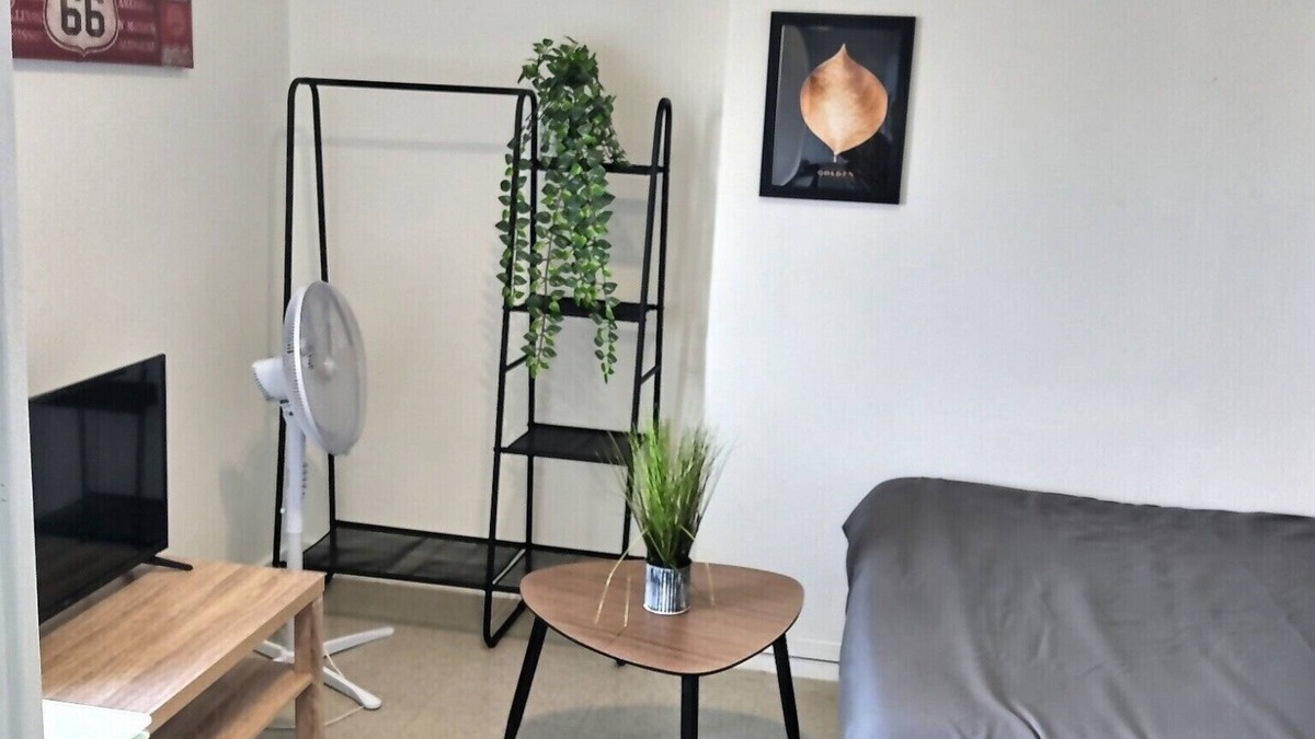 Evreux Apartment | Superbe Studio 2 Face Gare, Wifi Gratuit, Belle Vue sur Ville, Proche Commodités