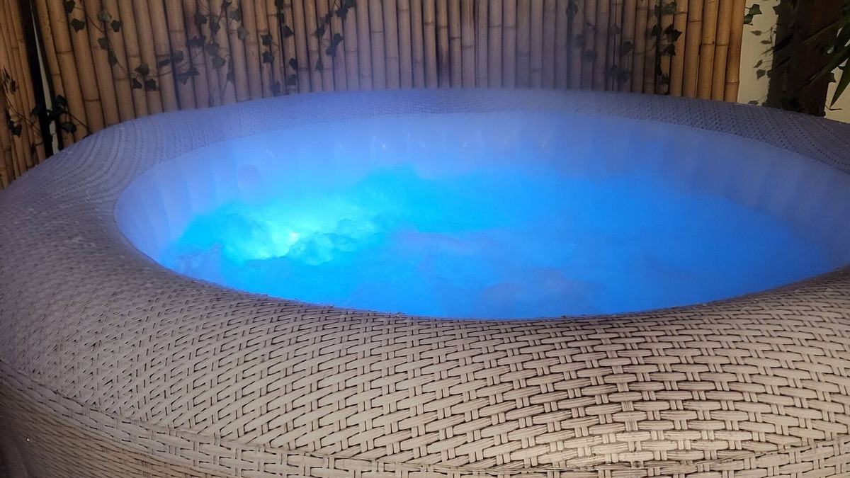 Malbosc Apartment | Superbe T3 avec Jacuzzi privatif
