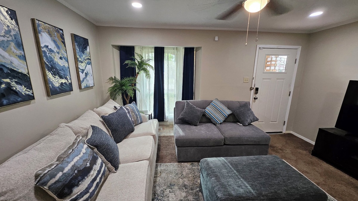 Mesquite House | SUPERHOST Luxury Praise Place: 2-b/rm, 1 bath in Mesquite/CRIB/ConventionCenter