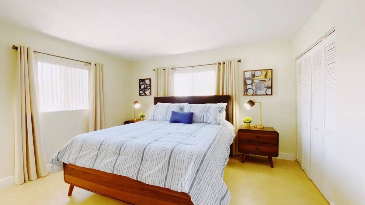 Lighthouse Point Apartment | Superior 1-Bedroom Getaway with Prime Location
