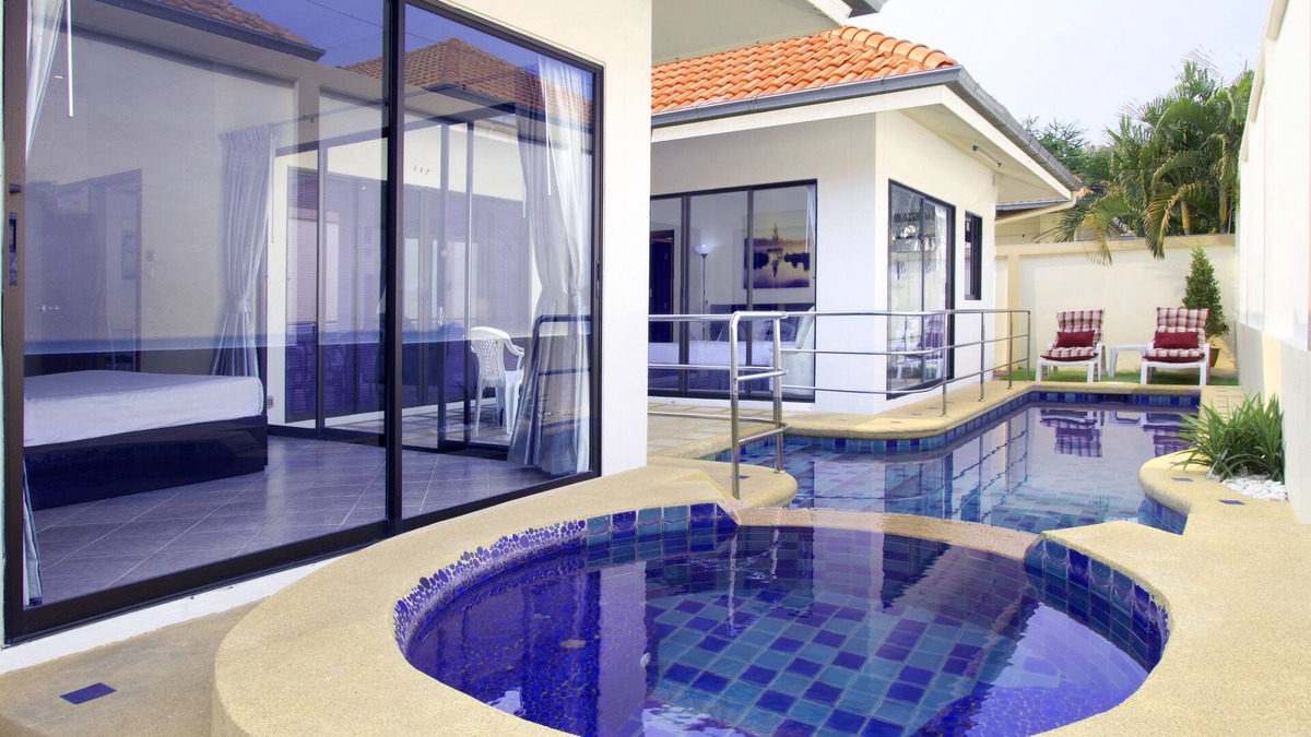 Pratumnak Hill Villa | Superior 2bdr Avoca Pool Villas 85