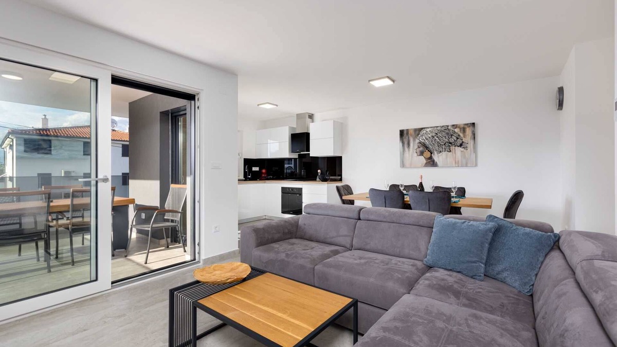 Vantacici Apartment | Superior Apartment II. Near the Beach