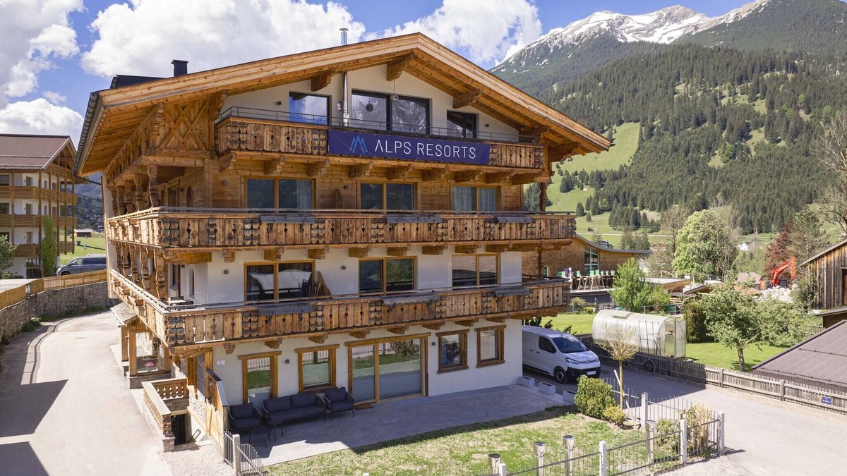 Lermoos Apartment | Superior Ferienwohnung für 4 Personen