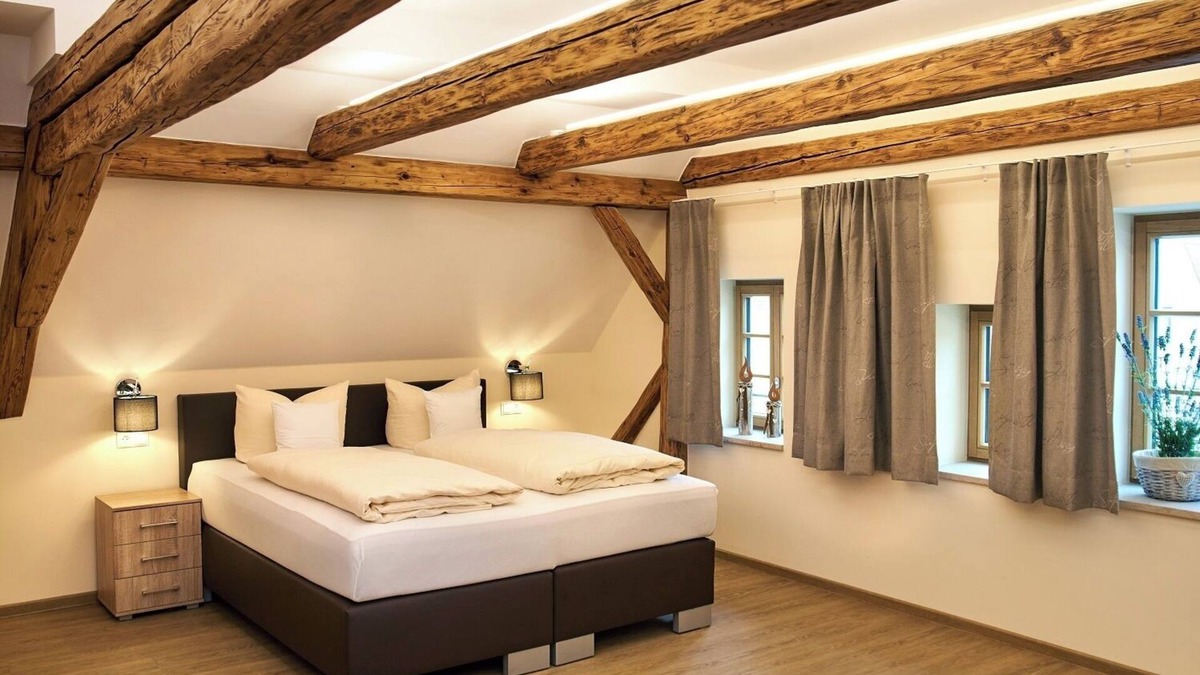 Neustadt an der Donau Apartment | Superior room "Herzog-Ludwig" (40sqm) for up to 4 people