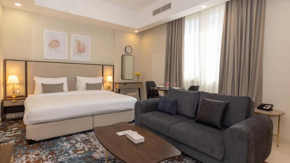 Al-Fujairah Apartment | Superior Studio Room Near National Supermarket