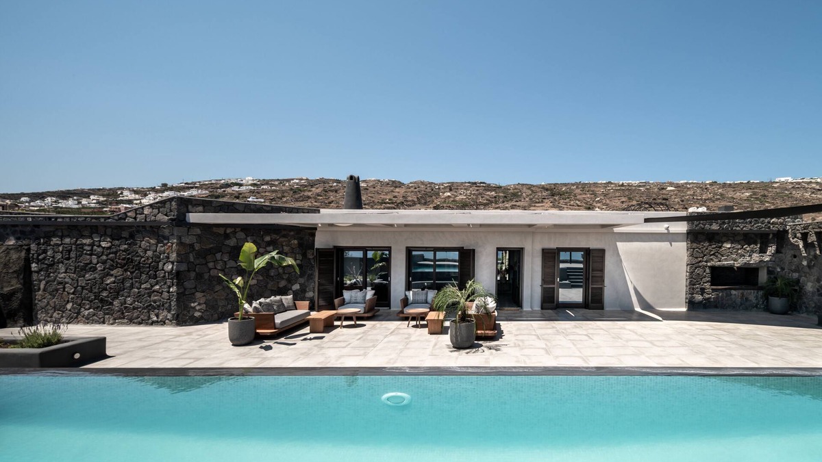 Kamari Villa | Superior Villa with Private Pool