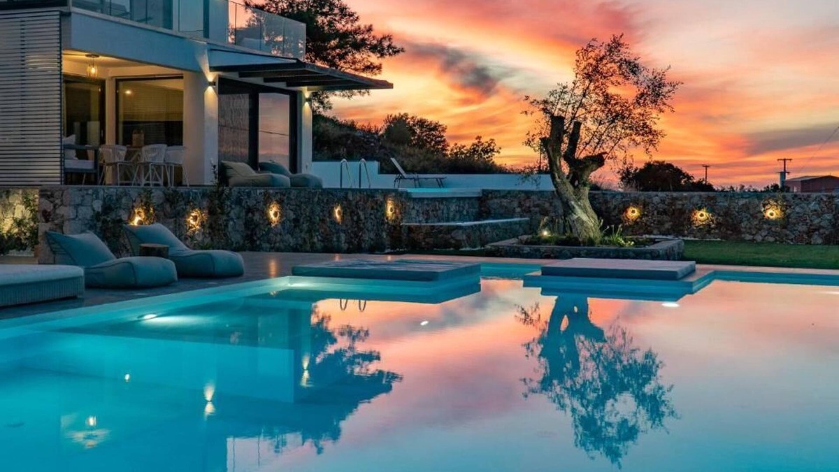 Kalamitsi Villa | Superior Villan