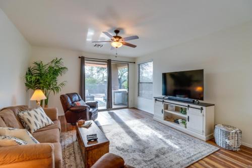 Gold Canyon House | Superstition Mtn Views and Fire Pit Gold Canyon Gem