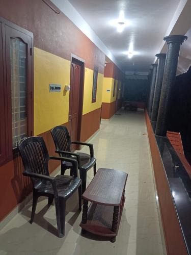 Takkalai Hotel | Surabhi Gardens