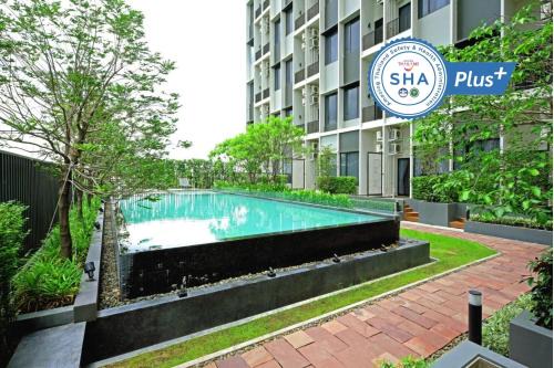 Khanna Yao Hotel | SureStay by Best Western Bangkok Ramintra
