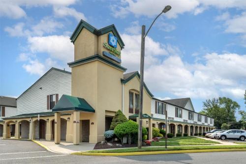 East Brunswick Hotel | SureStay Hotel by Best Western East Brunswick
