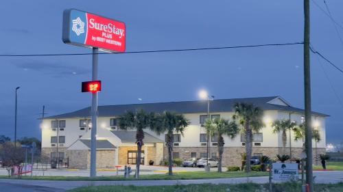 Burnside Hotel | SureStay Plus by Best Western St. James Donaldsonville