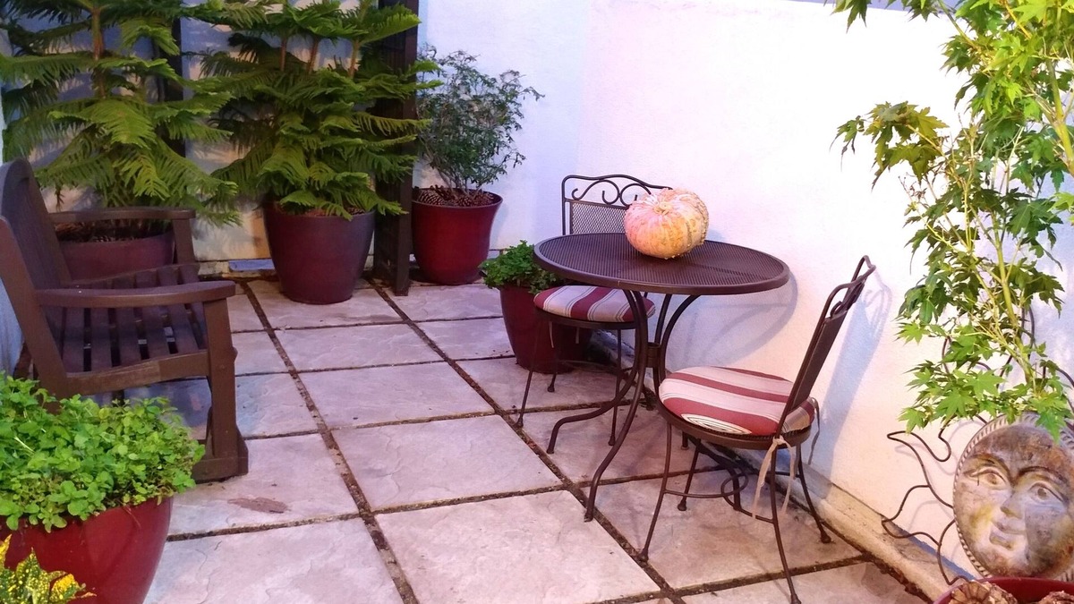 Garfield Apartment | Surf City Loft Unit with pool in Huntington Beach CA