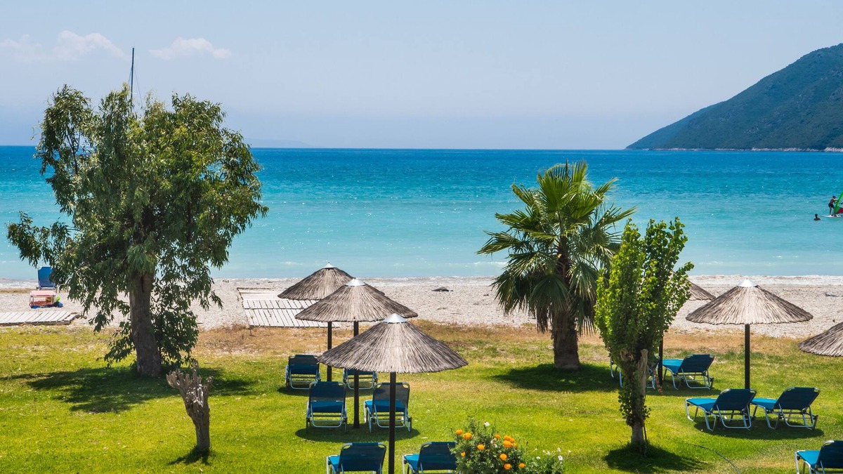 Vassiliki Hotel | Surf Hotel
