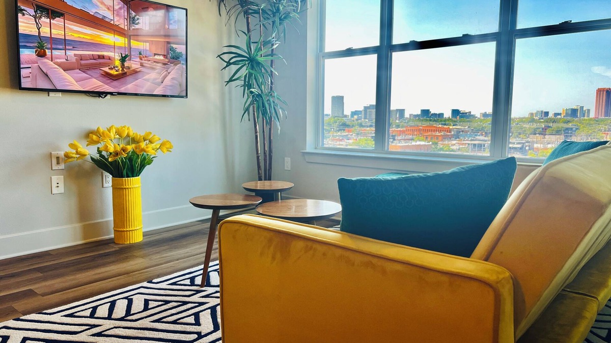Deep Ellum Apartment | Surf Richard's Flat~ 2-Bedroom Penthouse ~ Theatre Room ~ Secret Game Room ~