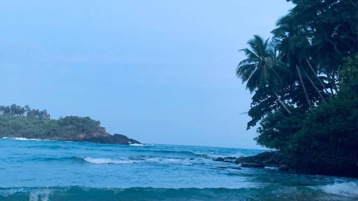 Dickwella House | Surf Villa - Right in front of Hiriketiya beach - 1 min to beach