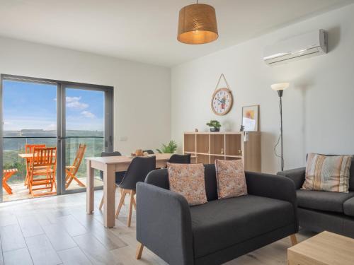 Espartal Apartment | Surfer’s Pitstop