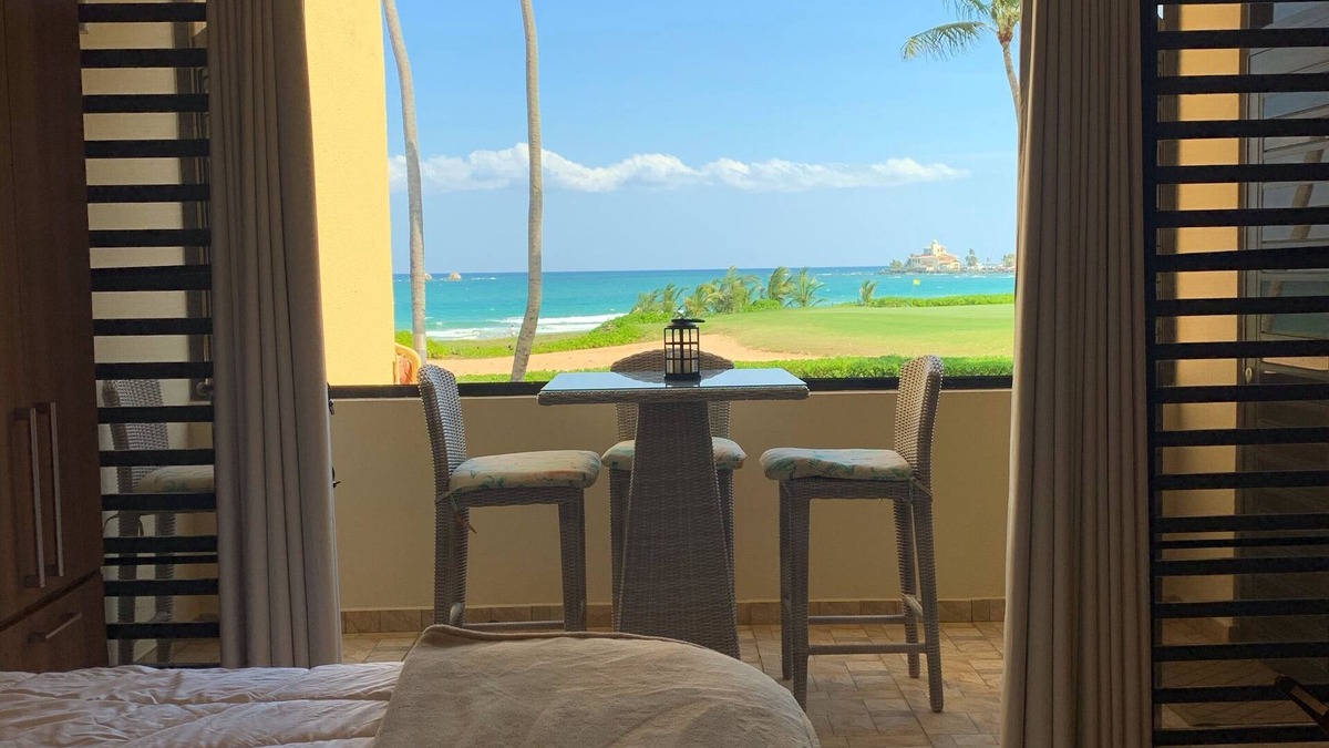 Candelero Abajo Condo | Surfside Luxury Beach Villa, recently renovated!