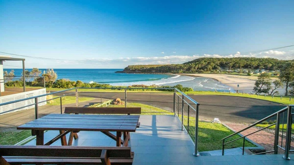 Kioloa House | Surfside Summary: Abs