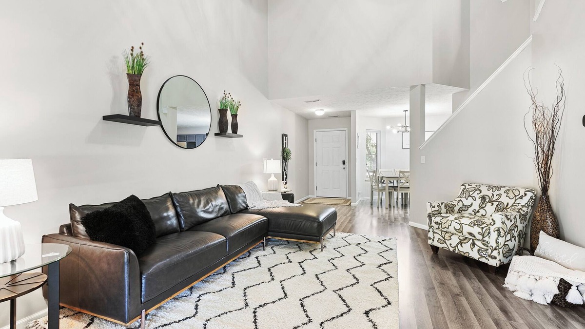 Lincoln House | Surfside Villa by Capitol Beach with Pool!