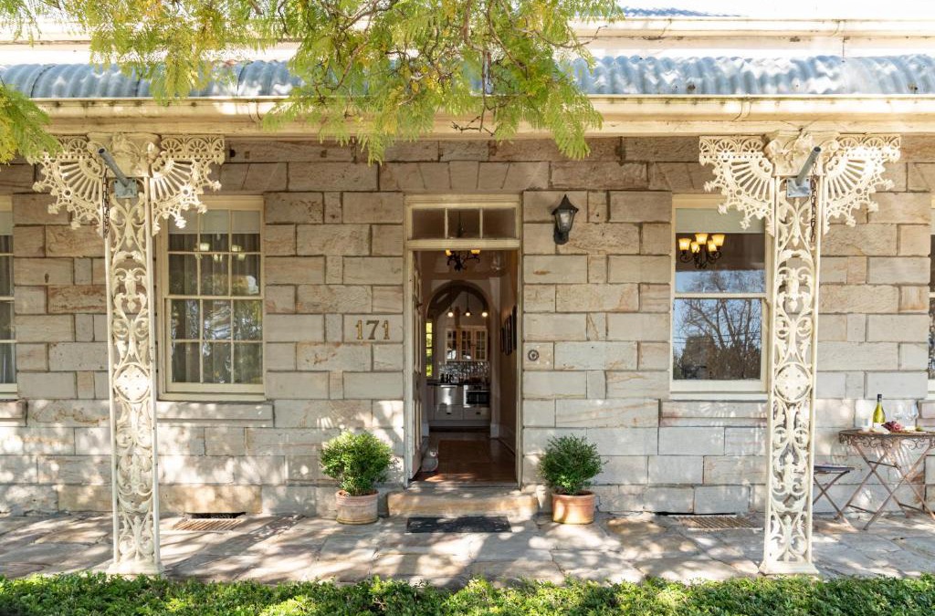 Morpeth Bed & Breakfast | Surgeon's Cottage