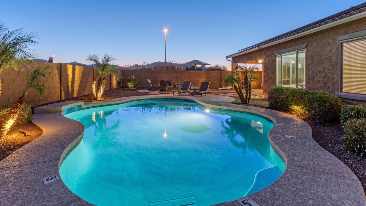 Surprise Farms House | Surprise: One Story, Mt VIEWS, Games, Pool w/Optional Heat, Spa, Outdoor Wood Fireplace & Gas Grill