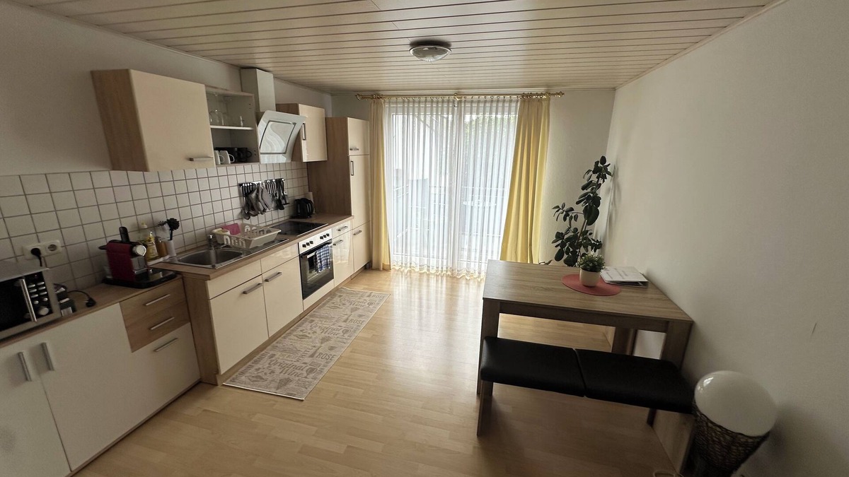 Waldgirmes Apartment | Susi's Apartment - 60m2 for 2 persons, quiet location and handicapped accessible