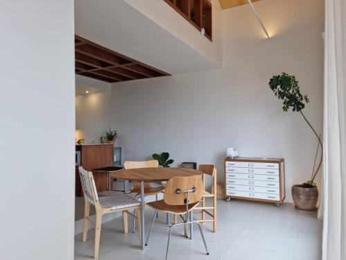 Hallim House | Susu Jutaek - Beautiful Sunset at Hanlim and Aewol