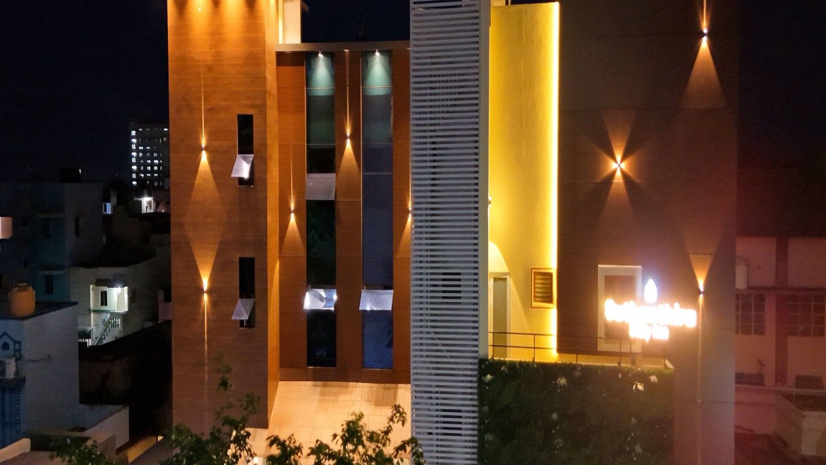 Dindigul Hotel | Suthanthira Stay Inn