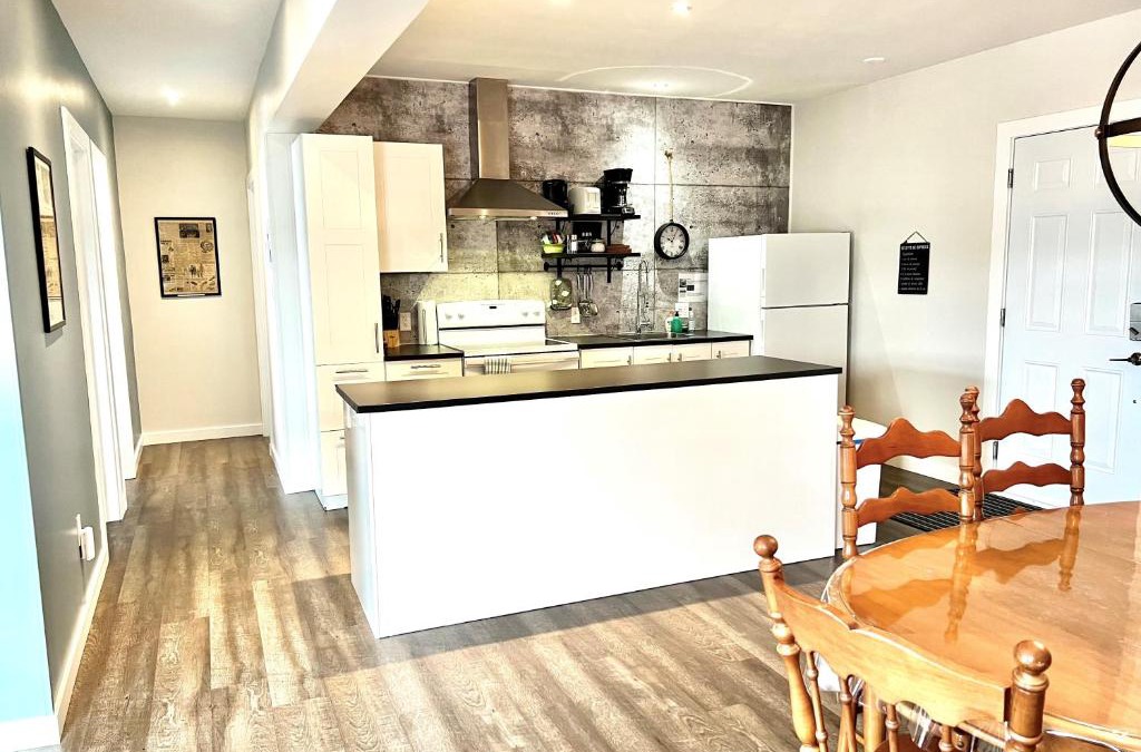Sutton Apartment | Sutton - Condo Au Coeur du Village