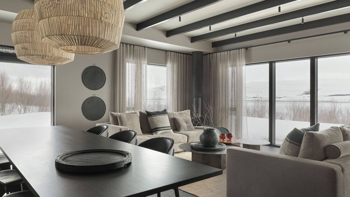 Akureyri Villa | Svart Lodge - Luxury accommodation by the ocean