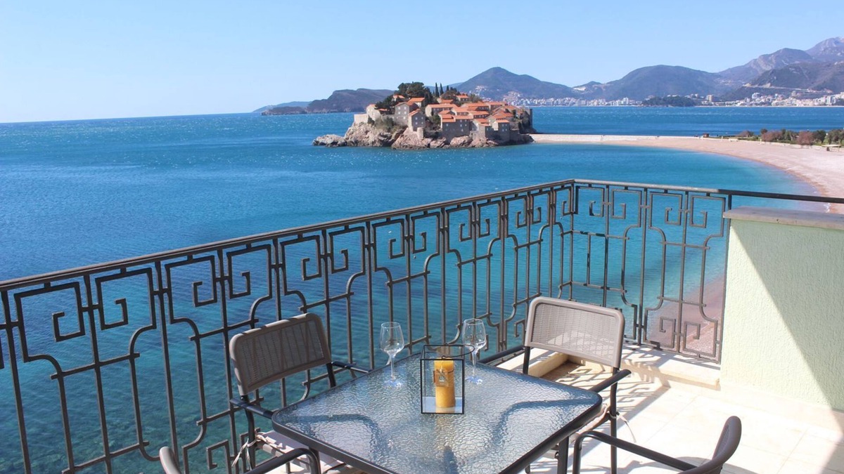 Sveti Stefan House | Sveti Stefan Beach Apartment
