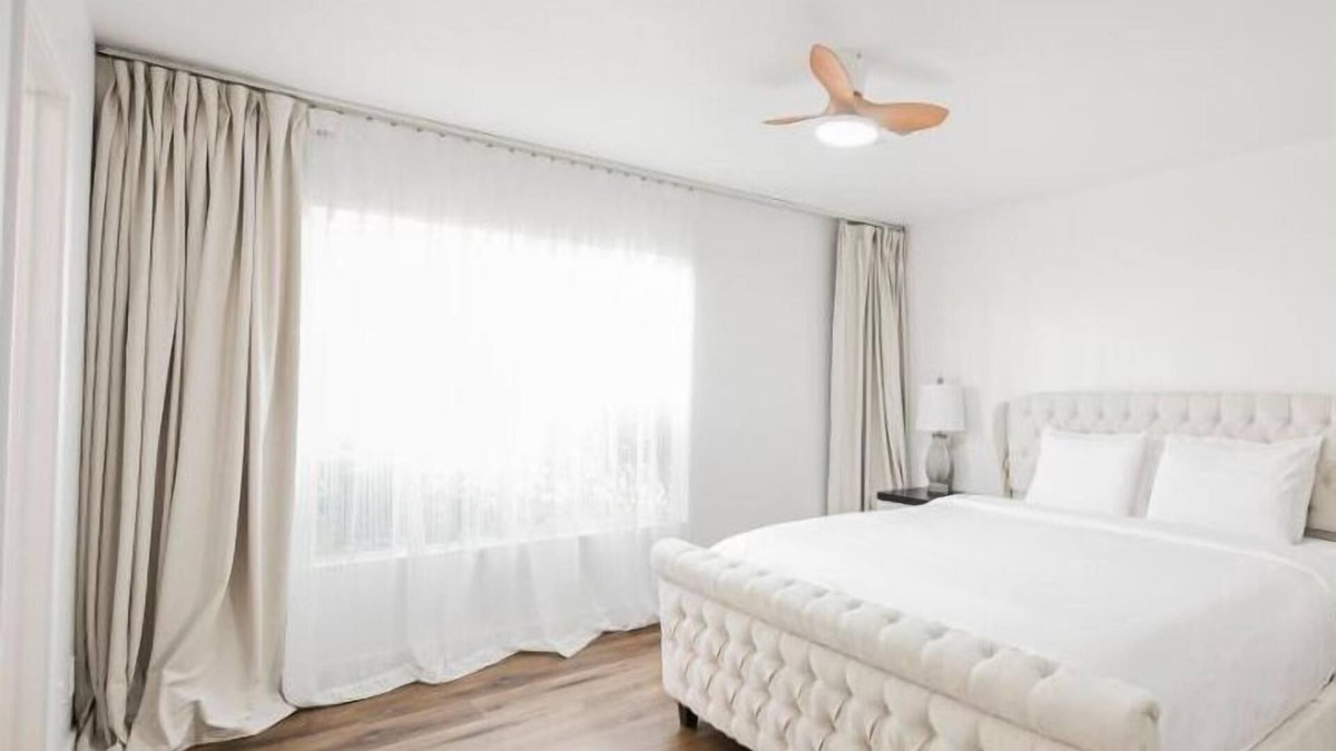 El Capitan Ranch House | SVS: Cozy 2-Bedroom in Las Vegas - Perfect for Up to 6 Guests!