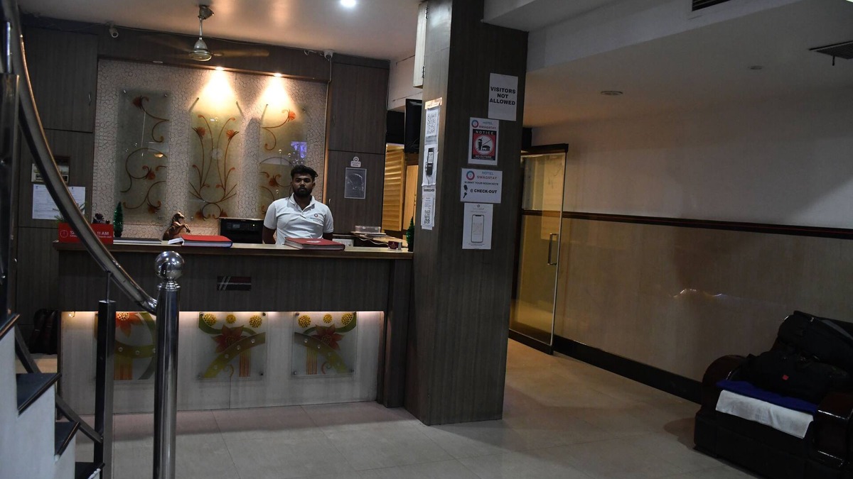Nagpur Hotel | SwagStay Hotel Avadh Nagpur