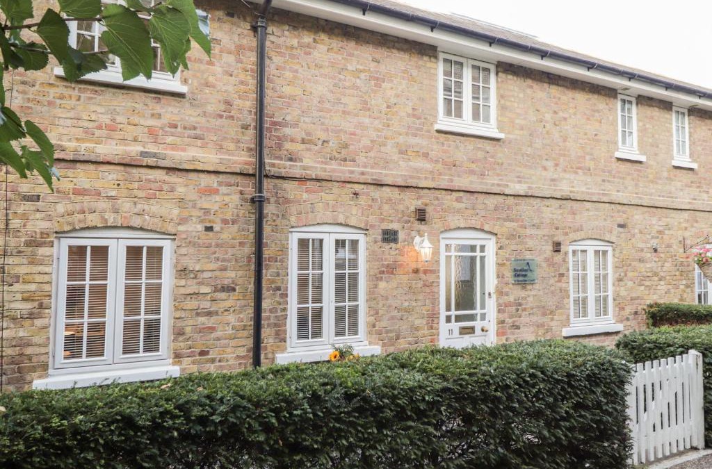 Herne Bay House | Swallow Cottage