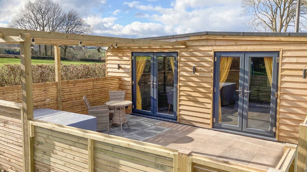 Westbrook Court Cottage | Swallow Lodge - UK42540