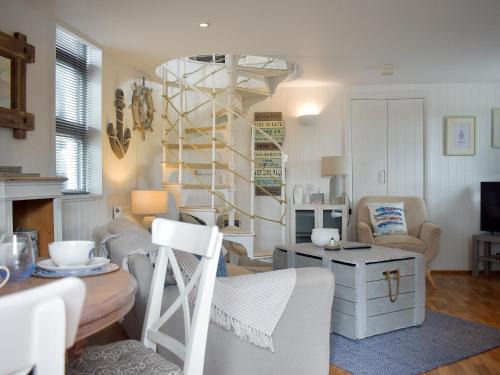 Galmpton House | Swallows Cottage