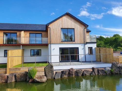 Honiton House | Swallows Dip