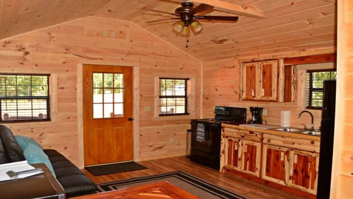 Buchanan RV Rental | Swan Bay Cabins & RV Park Cabin#(6) Paris Tn, Kentucky Lake
